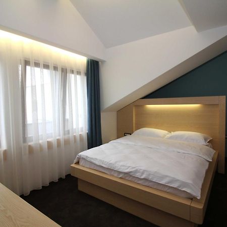 Hotel International Prishtina & Spa 프리슈티나 객실 사진