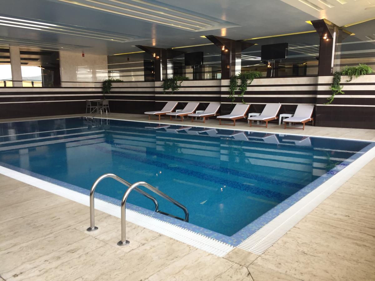 Hotel International Prishtina & Spa 프리슈티나 외부 사진