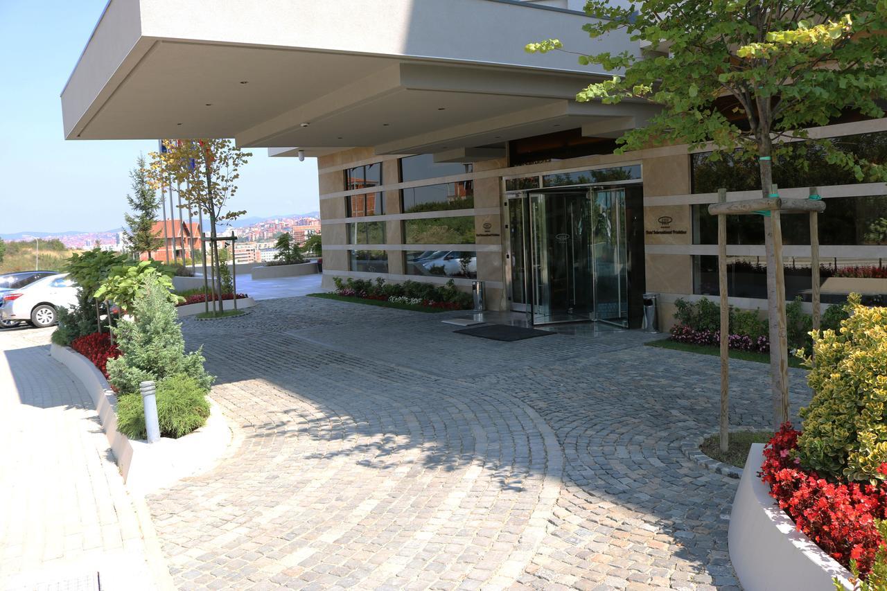 Hotel International Prishtina & Spa 프리슈티나 외부 사진