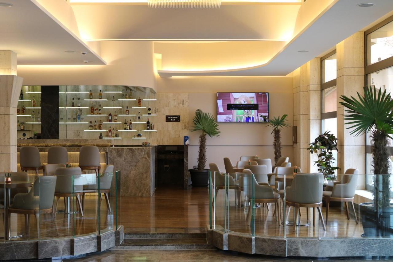 Hotel International Prishtina & Spa 프리슈티나 외부 사진